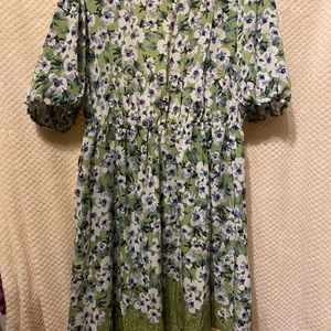 Shein floral dress. Open back. 4X NWOT